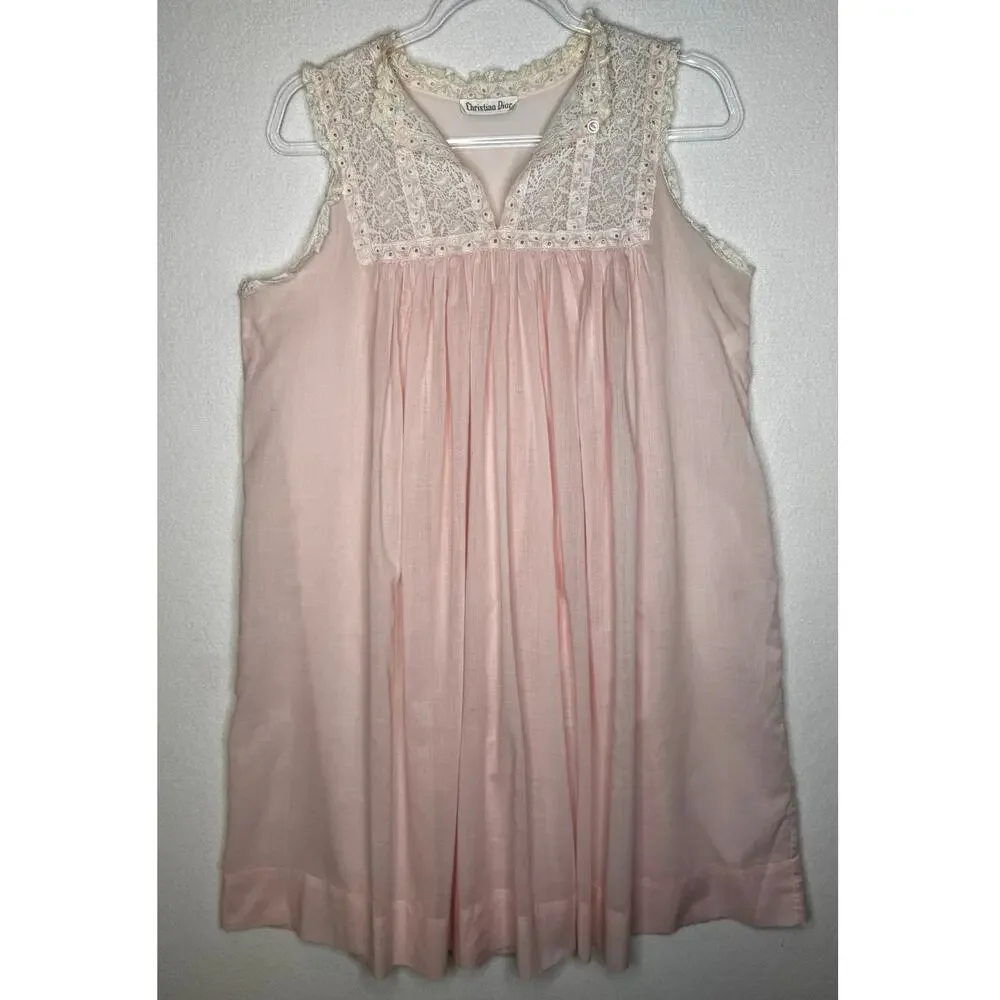 1960s Christian Dior Baby Pink Lace Trim Nightgown Embroidered size medium